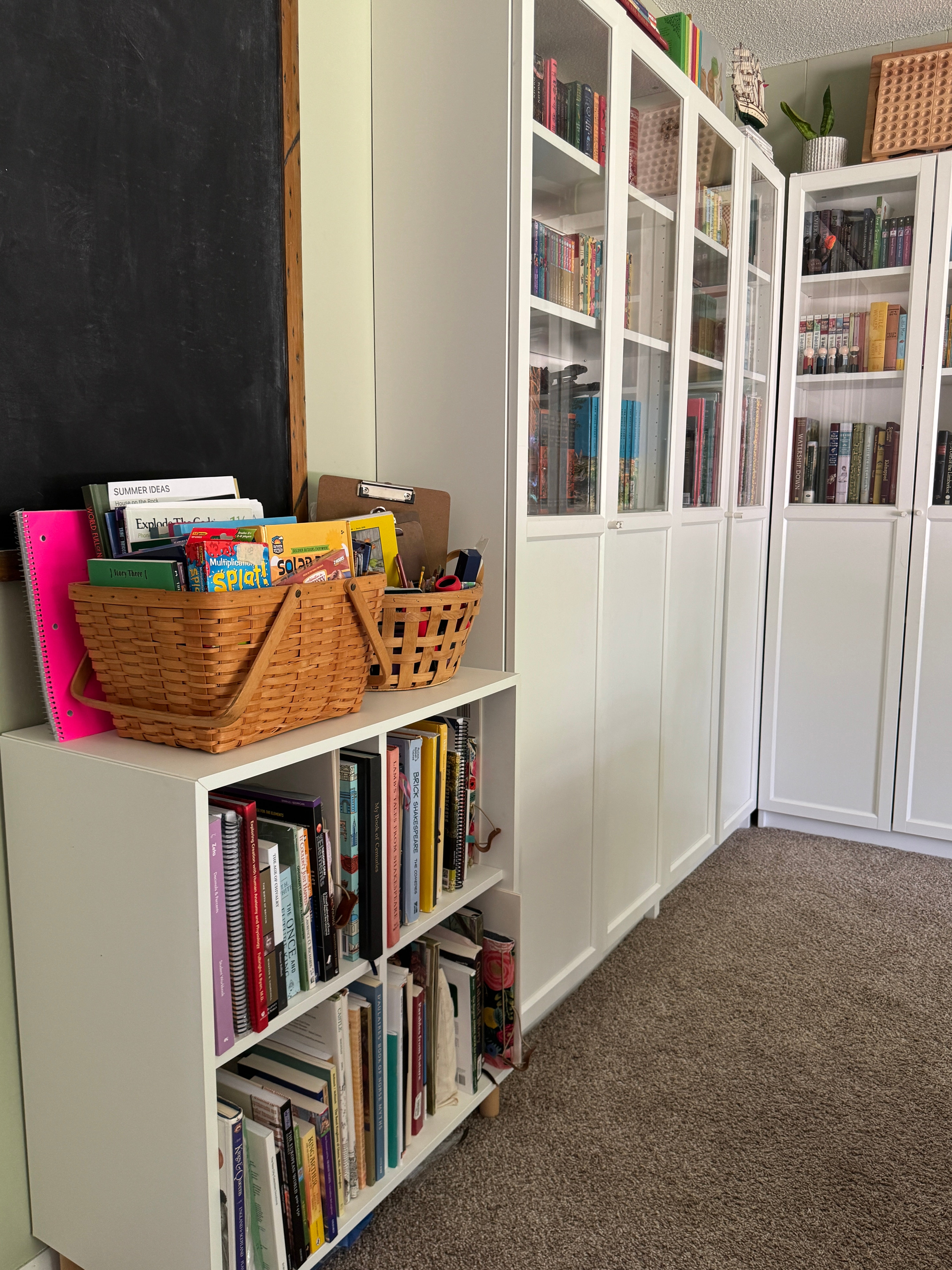 5 Summer Tasks That Will Make Your Upcoming Homeschool Year Easier